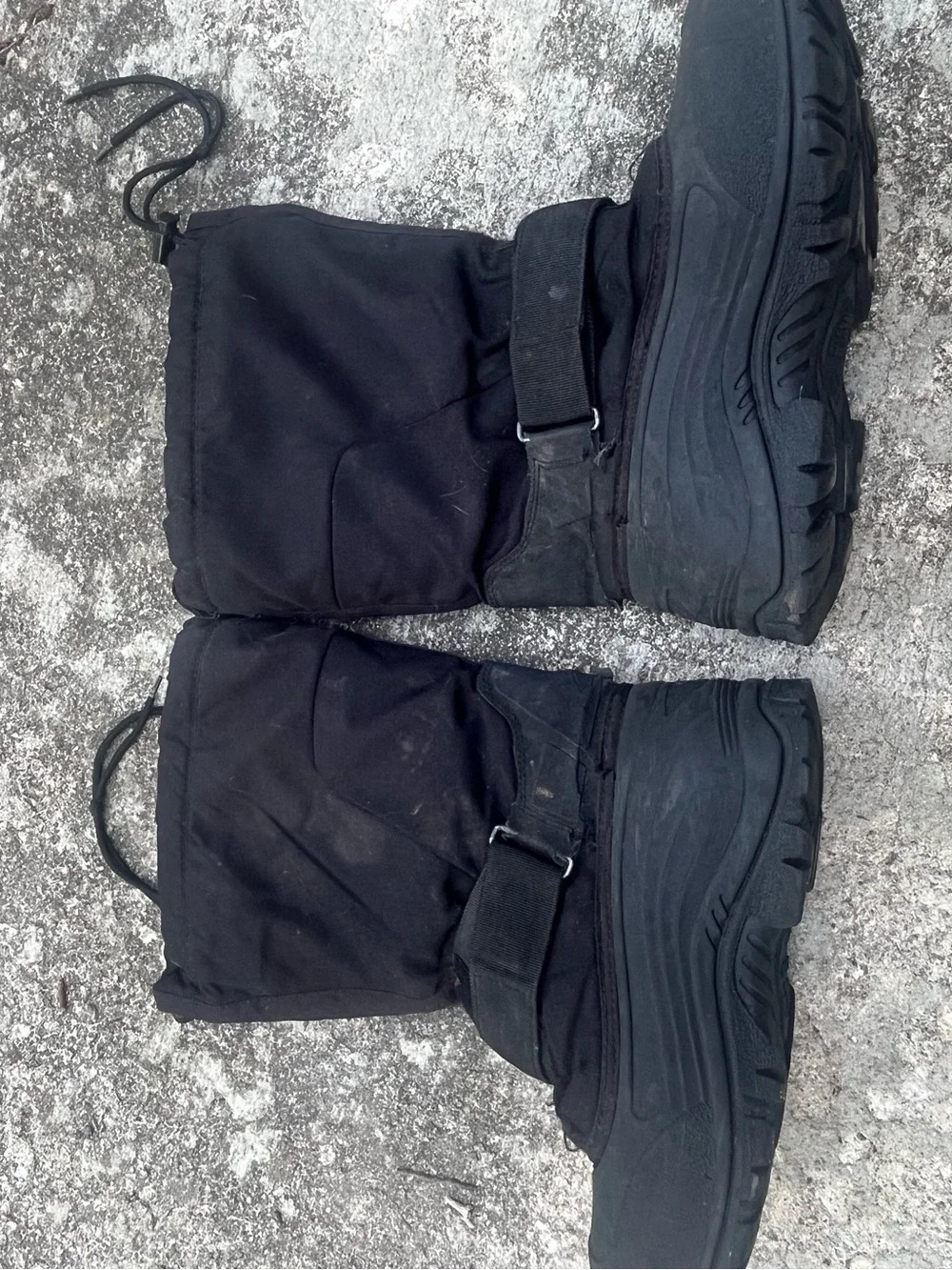 Kamik Men’s Waterproof Insulated Winter Boots Size 9